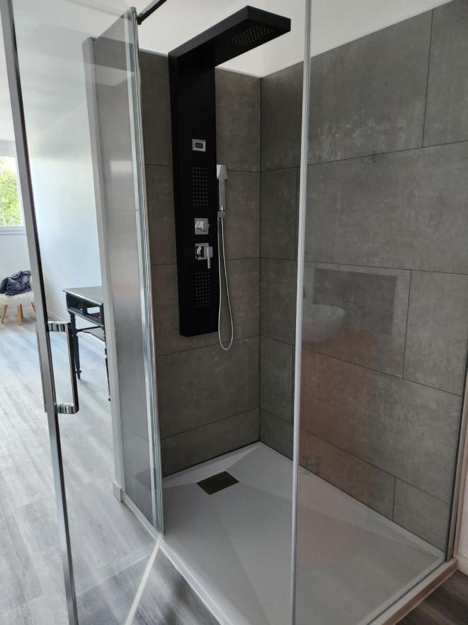 Maison Face A L'Abbaye D'Hautvillers - 2 Bedrooms 2 Bathrooms, Parking エクステリア 写真