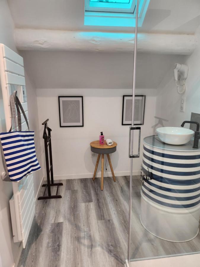 Maison Face A L'Abbaye D'Hautvillers - 2 Bedrooms 2 Bathrooms, Parking エクステリア 写真