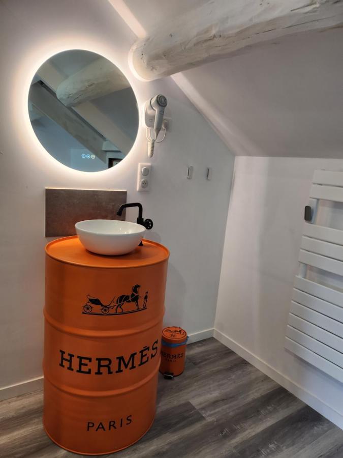 Maison Face A L'Abbaye D'Hautvillers - 2 Bedrooms 2 Bathrooms, Parking エクステリア 写真