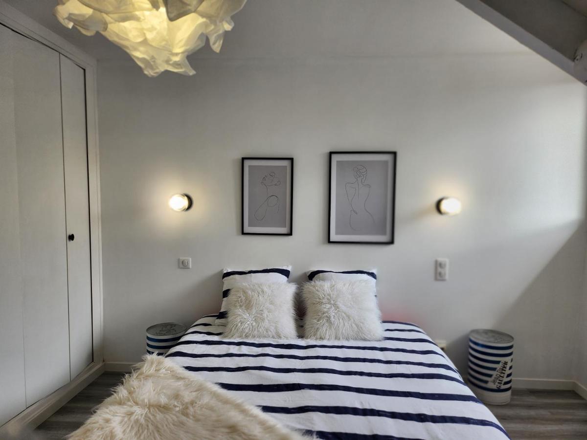 Maison Face A L'Abbaye D'Hautvillers - 2 Bedrooms 2 Bathrooms, Parking エクステリア 写真