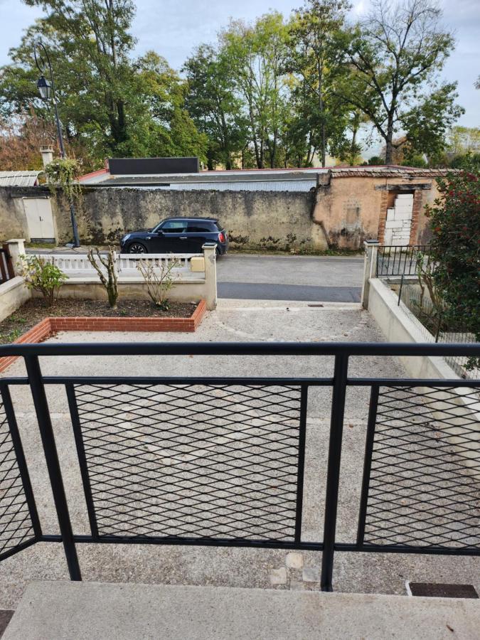 Maison Face A L'Abbaye D'Hautvillers - 2 Bedrooms 2 Bathrooms, Parking エクステリア 写真