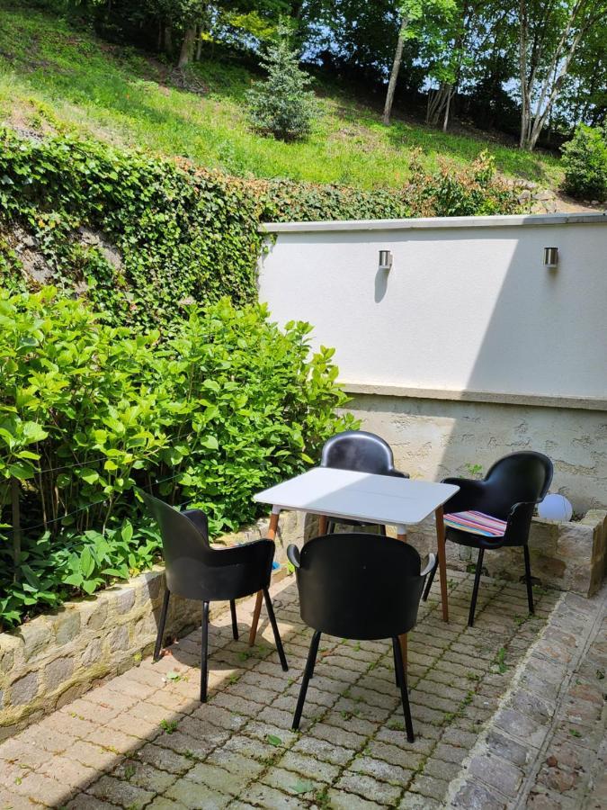 Maison Face A L'Abbaye D'Hautvillers - 2 Bedrooms 2 Bathrooms, Parking エクステリア 写真